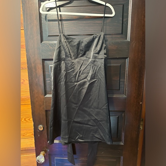 Urban Outfitters Bella Bow-Back Satin Mini Dress - Picture 1 of 3